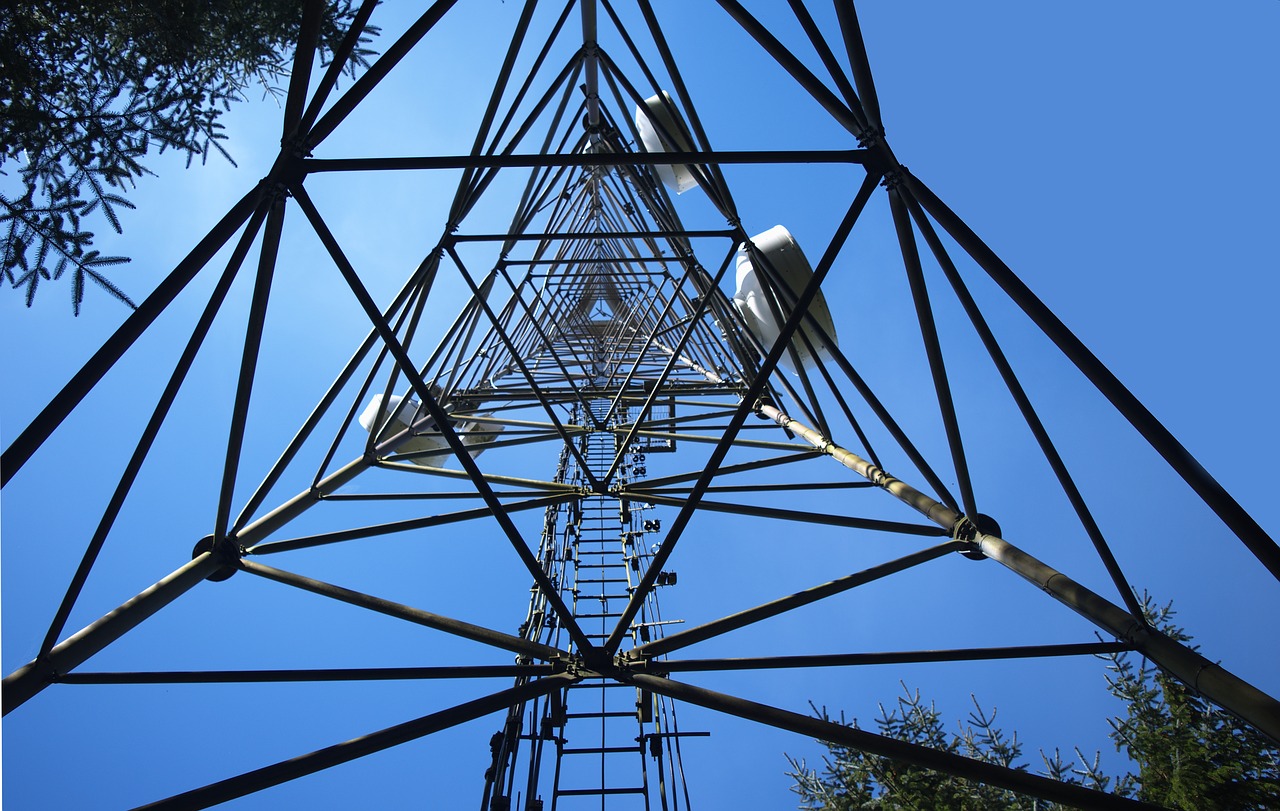 cell-tower-2252153_1280