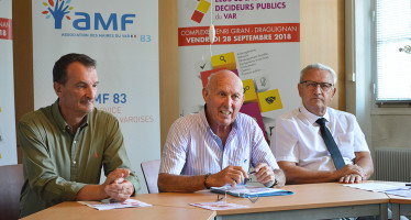 AMF83-Conference-presse-Salon-Maires-2018